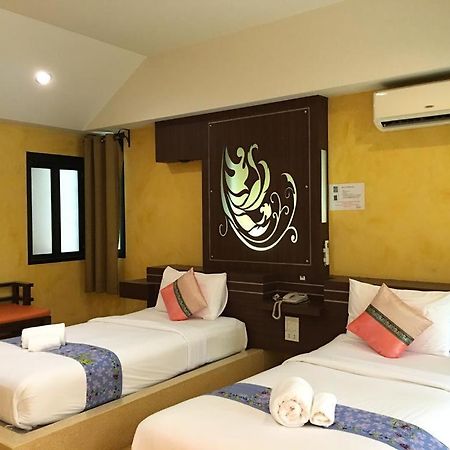 Tanisa Resort Chumphon Exteriör bild