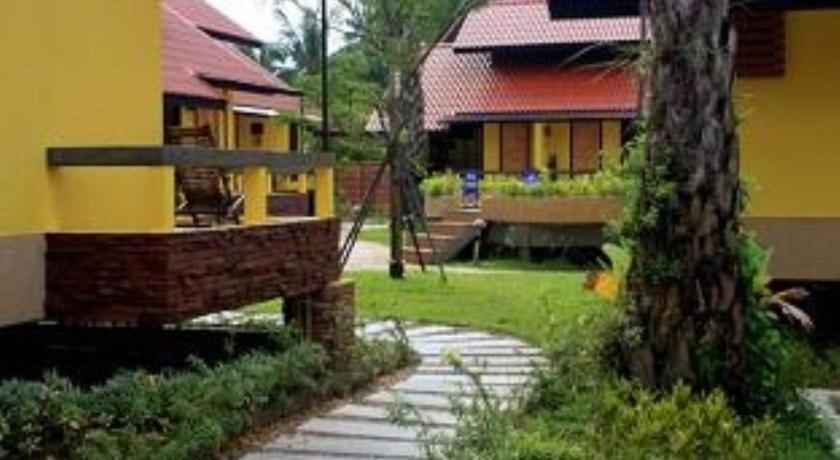 Tanisa Resort Chumphon Exteriör bild